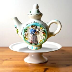 Vintage Russian Teapot Mint Condition Display only 7"